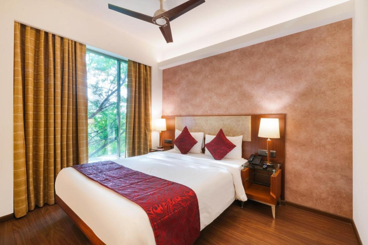 7 Apple Hotel - Viman Nagar Pune Exterior foto