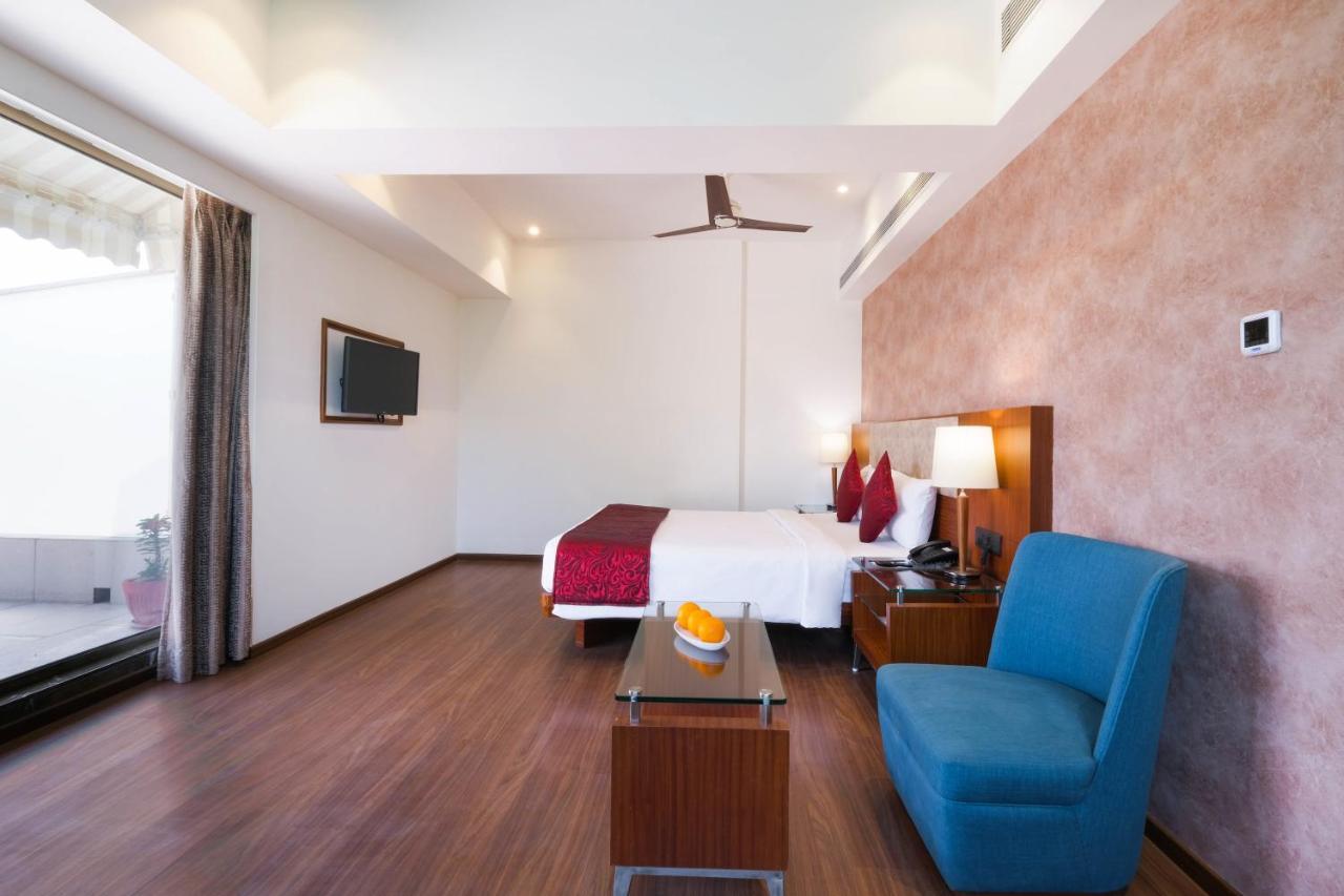 7 Apple Hotel - Viman Nagar Pune Exterior foto